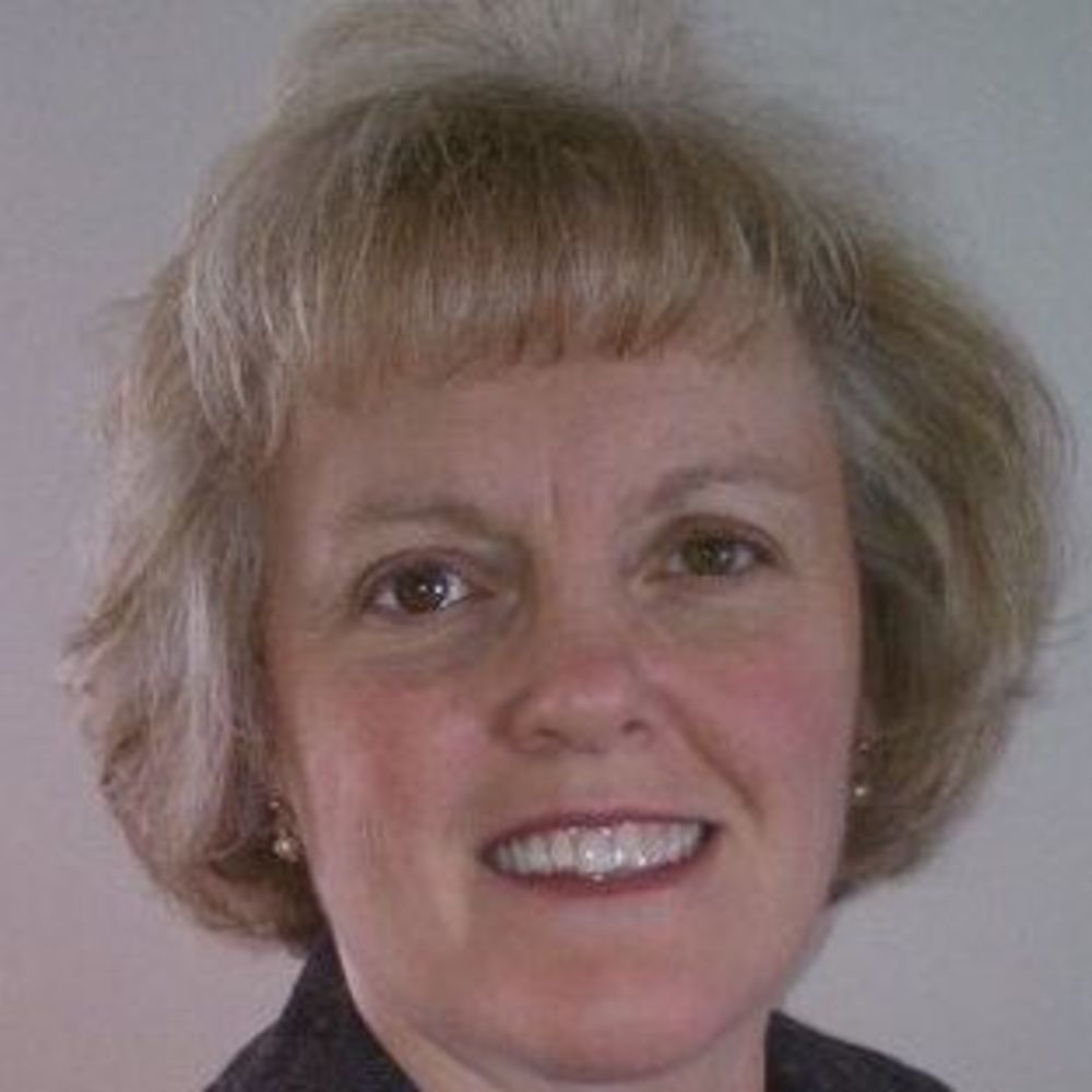 Meet your Posher, Carolyn